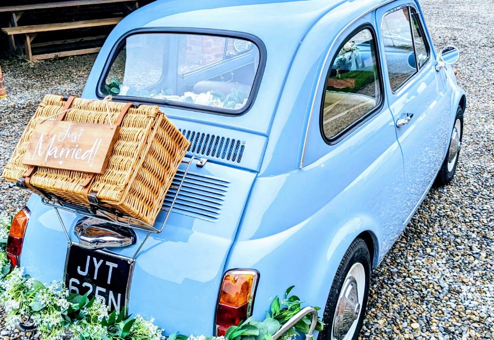 Thirsk Lodge Barns: A Stylish and Relaxed Barn Wedding Venue in North Yorkshire