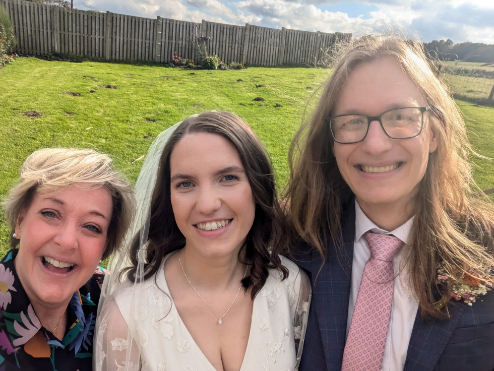 yorkshire-wedding-chilli barn-otley-6 wedding couple with celebrant